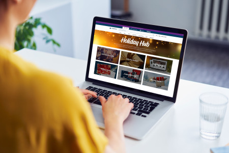 Pinnacle Promotions Unveils Its Holiday Hub: The Ultimate Resource for Corporate Holiday Needs